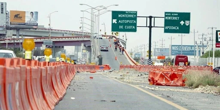 Aeropuerto Monterrey - Entre Regios