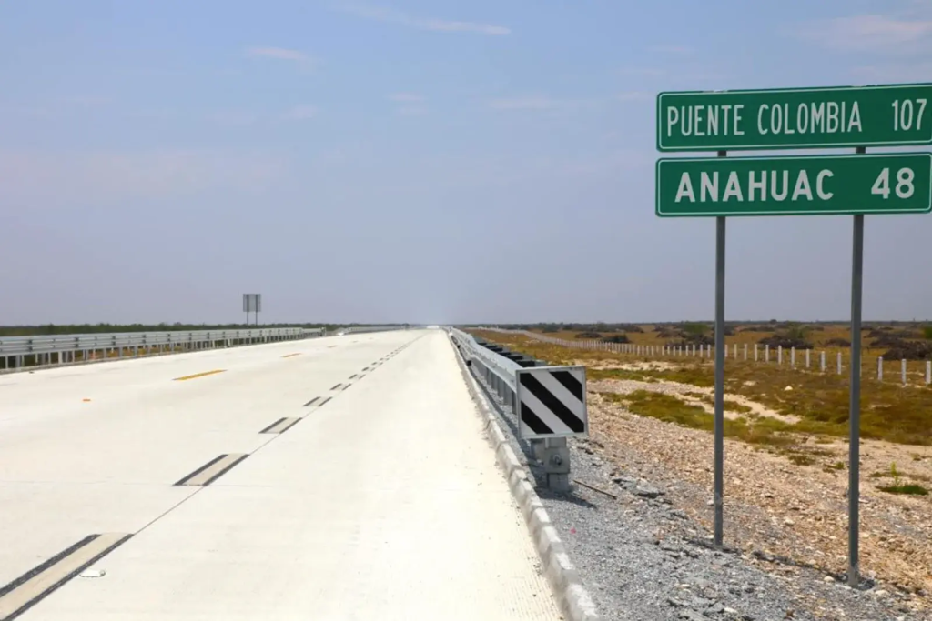 Image - Entre Regios Una Brecha Peligrosa En La Autopista Gloria-colombia Sin Señalización Adecuada Pone En Riesgo a Conductores Rumbo Al Puente Colombia