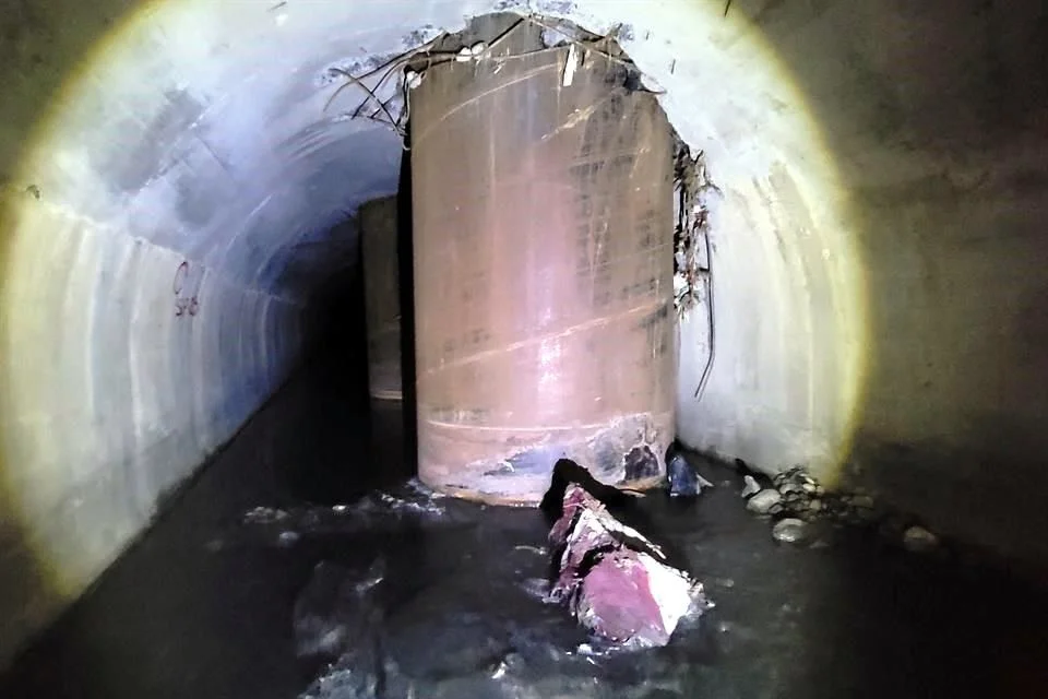 Image - Entre Regios Samuel Retrasa Solución De Drenaje Pluvial Mientras Especialistas Evalúan El Daño. El Retraso Afecta Al Drenaje Pluvial Por Las Lluvias De Nuevo León.