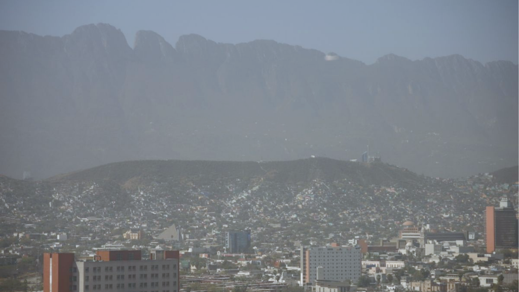 - Entre Regios Mala-calidad-del-aire-densa-bruma-monitoreo-ambiental-habitantes-de-garcía