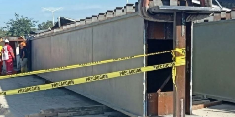 Viga Se Cae Durante La Obra De La Línea 6 Del Metro En Monterrey Y Deja Saldo Negativo - Entre Regios