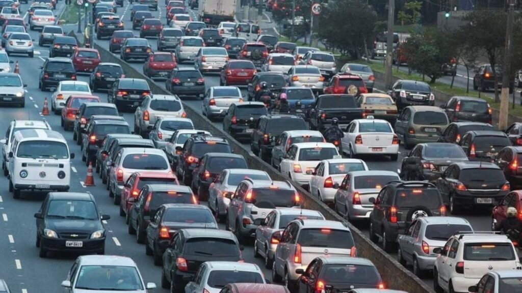 Hora-pico-del-trafico - Entre Regios Tráfico En Nuevo León - Entre Regios