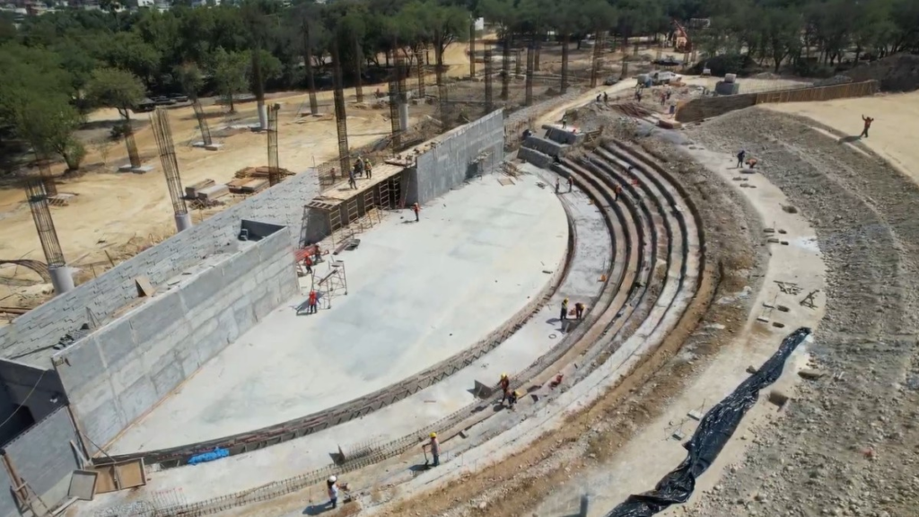 El Parque Del Agua De Samuel García Enfrenta Paralización Por Impagos, Hundimientos Y Lagos Tóxicos. Conoce Las Fallas Técnicas Y Financieras De La Obra. - Entre Regios
