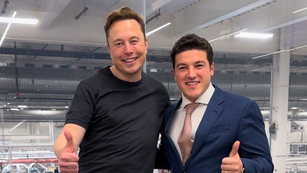 Entre-regios-tesla-nuevo-leon - Entre Regios No Se Hizo Tesla En Nuevo León - Entre Regios